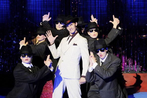 Sugar, Manche mögens heiß, Musical – Benjamin Geipel als Spatz Palazzo Sugar, Manche mögens heiß, Musical - Benjamin Geipel als Spatz Palazzo